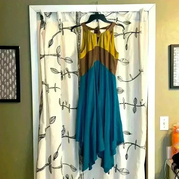 Vince Camuto Dress - Picture 1 of 9